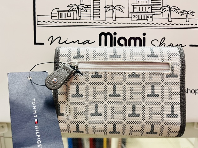 ID-102 Billetera Tommy Hilfiger - Imagen 3