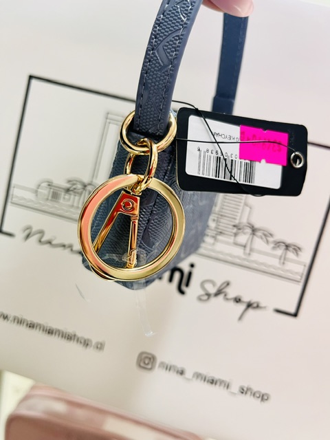 ID-109 Monedero tipo cartera Guess - Imagen 5