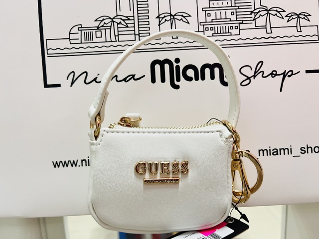 ID-108 Monedero tipo cartera, Guess