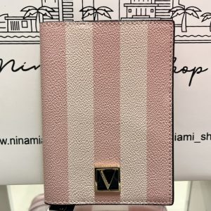 ID-113 Porta pasaporte Victoria´s Secret